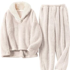 Cozy Cream Fleece Lounge Joggers 2 piece Set